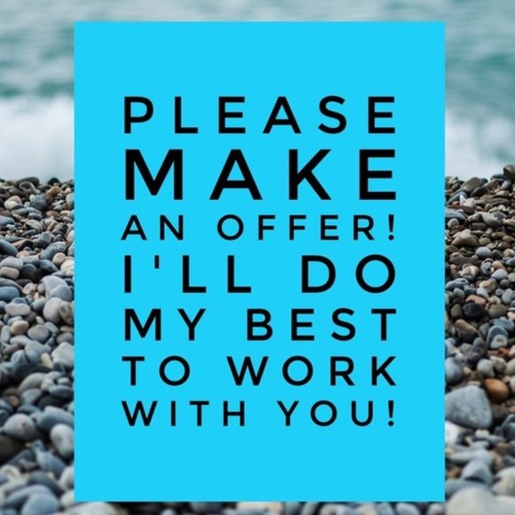 Like to bookmark my closet! - Picture 3 of 7